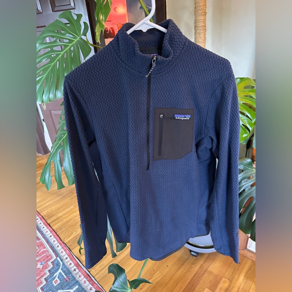 Patagonia R1 Air Navy Quarter-Zip Crewneck Sweater